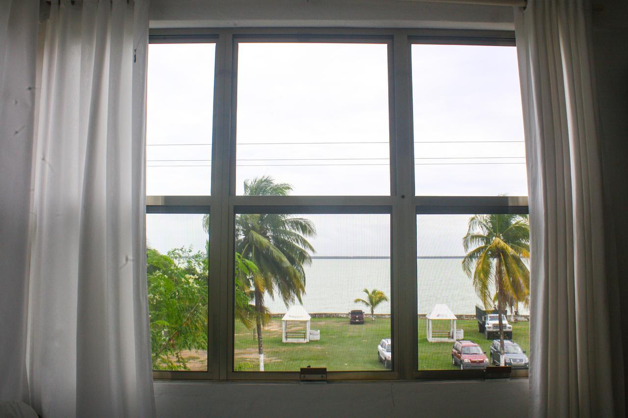 Hotel Maya Corozal Eksteriør bilde